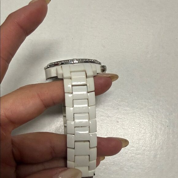 Michael Kors White Ivory Pearl Face Watch Stainless Steel LIKE NEW - Rhinestones main image 2
